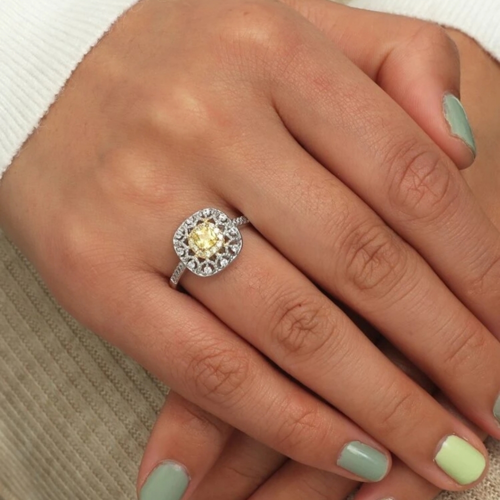 Cubic Zirconia Decor Ring